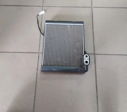 Toyota Yaris XP210 Air conditioning (A/C) radiator (interior) 88501K0050