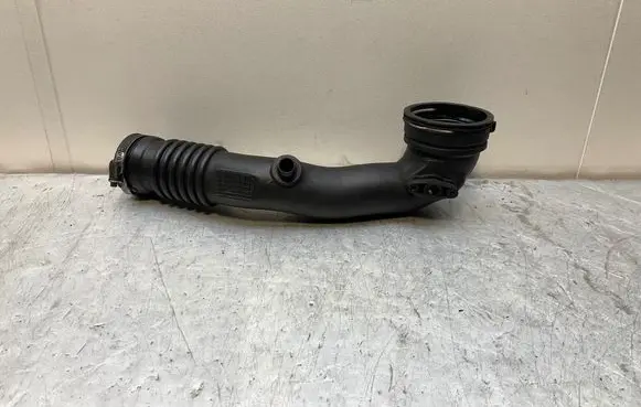 Intercooler hose/pipe
