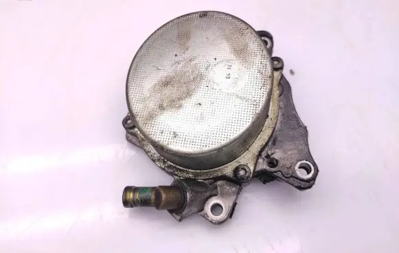 Volkswagen Crafter Vacuum pump 03L145100H 704303030 16T0692305