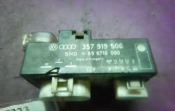 Volkswagen Sharan Fan control module 357919506