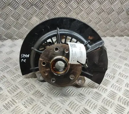 Toyota bZ4X Front wheel hub 4333049235 4320242010