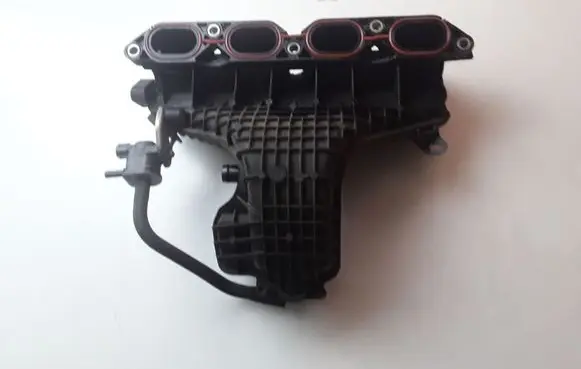 Toyota Auris E180 Intake manifold 1712037054