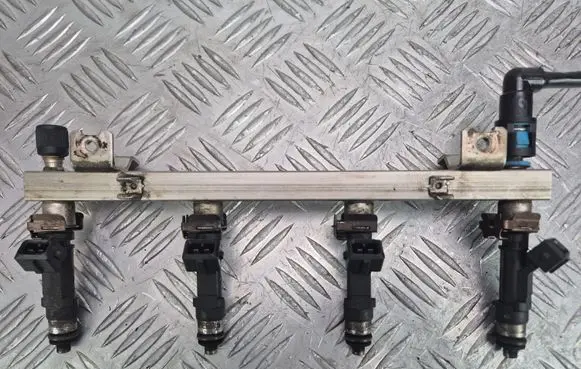 Opel Corsa D Fuel main line pipe 0280151208