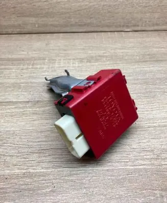 Toyota Auris E180 Alarm control unit/module 8597012030 0515004270
