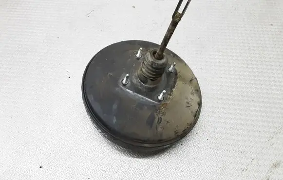 Mercedes-Benz Sprinter W901 W902 W903 W904 Brake booster A0004308108