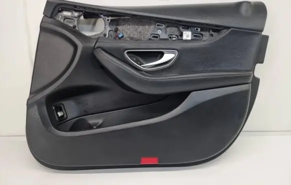 Mercedes-Benz C W205 Front door card panel trim