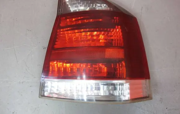 Opel Vectra C Rear/tail lights VECTRACLAMPAPT
