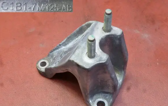 Ford Ecosport Engine mounting bracket C1B17M125AB