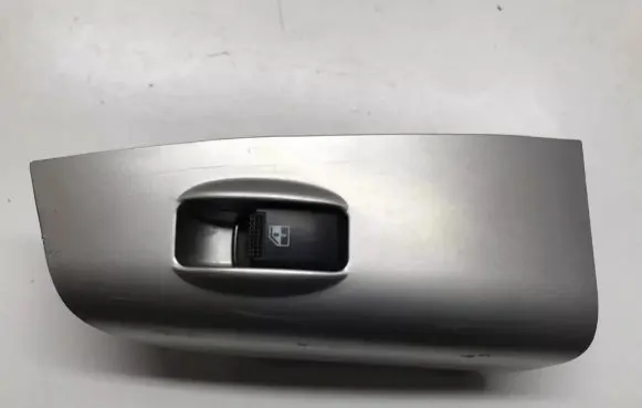 KIA Sportage Electric window control switch 935801F500 4835251110