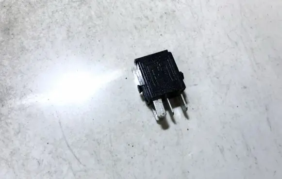 Land Rover Range Rover L322 Other relay v23073b1005x18 v23073-b1005-x18