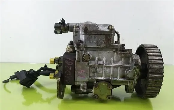 Volkswagen PASSAT B5 Fuel injection high pressure pump 0460404969