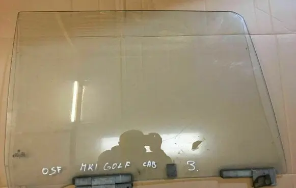 Volkswagen Golf I Front door window/glass (coupe) 155845202D