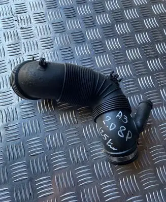 Audi A3 S3 8P Air intake hose/pipe 3C0129654P