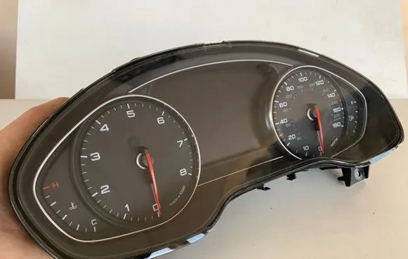 Audi A8 S8 D4 4H Speedometer (instrument cluster) 4H0920980K