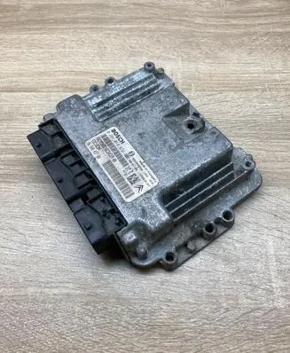 Peugeot 308 Engine control unit/module ECU 9664843780 0281013872