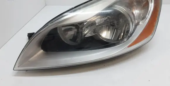 Volvo XC60 Headlight/headlamp 30763145