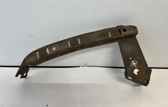 Honda CR-V Front bumper mounting bracket