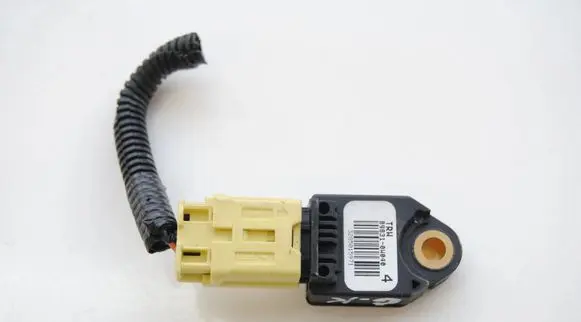 Lexus IS 220D-250-350 Airbag deployment crash/impact sensor 898310W040