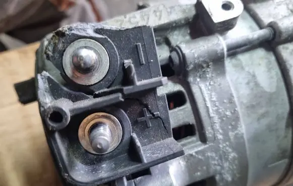 Cupra Formentor Generator/alternator 05E90301 2400011080 AAA9173190600
