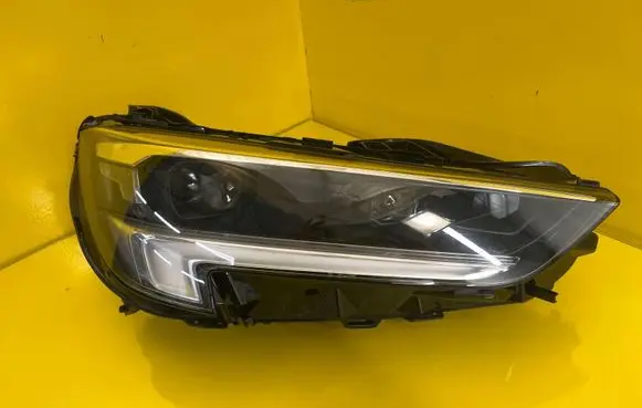 Opel Insignia B Headlight/headlamp 39136836