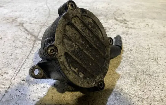 Vacuum pump