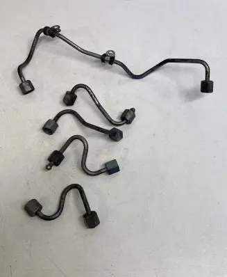 Mercedes-Benz Sprinter W906 Fuel injector supply line/pipe 