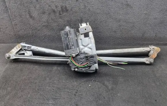 Audi A6 S6 C4 4A Front wiper linkage and motor 4A1955023C 0390241330