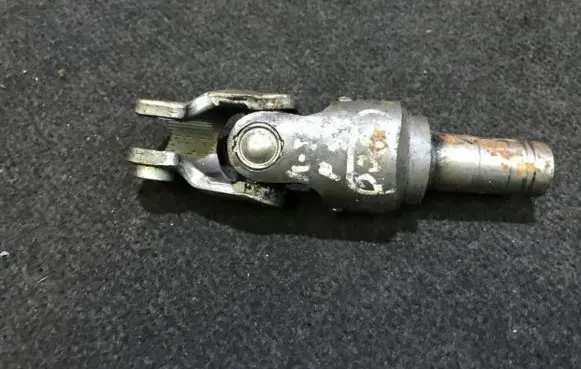 Mazda 323 Steering column universal joint