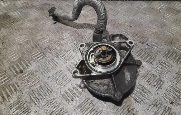 Audi A6 S6 C5 4B Vacuum pump