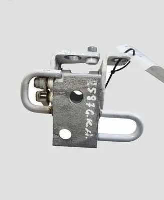 Volkswagen Golf VI Rear door lower hinge 1K4833411