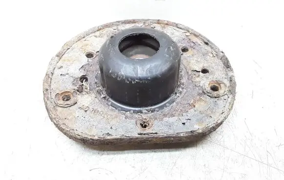 Volvo V70 Front upper strut mount 