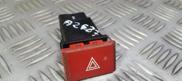 Hyundai Getz Hazard light switch