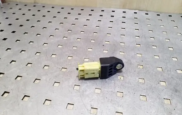 Subaru Legacy Airbag deployment crash/impact sensor 98237AG000