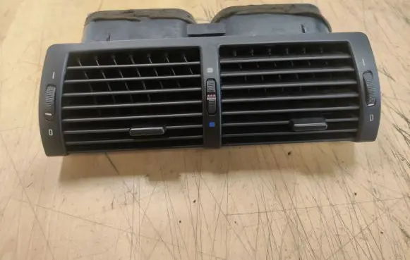 BMW X5 E53 Dash center air vent grill 64228402221