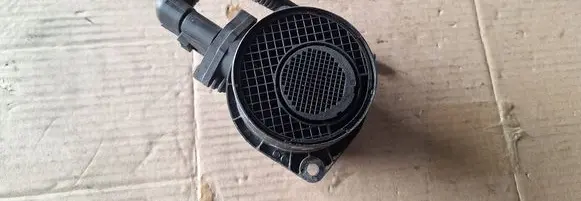 Audi A4 S4 B6 8E 8H Mass air flow meter 0281002461