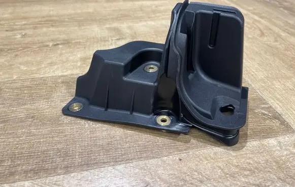 Mercedes-Benz SL R231 Centre console side trim rear A2316900134 00009051