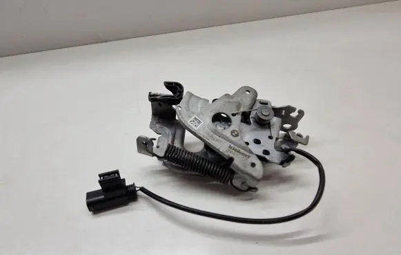 BMW i4 Engine bonnet/hood lock/latch loop/hook 7468347
