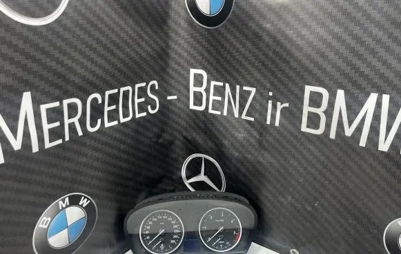 BMW 5 E60 E61 Speedometer (instrument cluster) 9194889