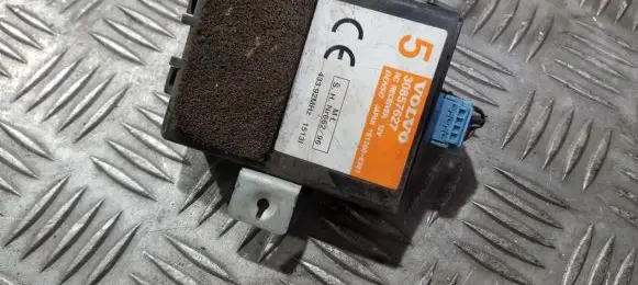 Volvo S40, V40 Other control units/modules 30857627 151300-8381