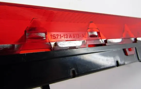 Ford Mondeo Mk III Third/center stoplight 1s7113a613ae