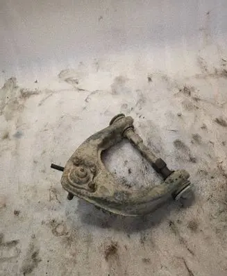 Mitsubishi Pajero Front lower control arm/wishbone