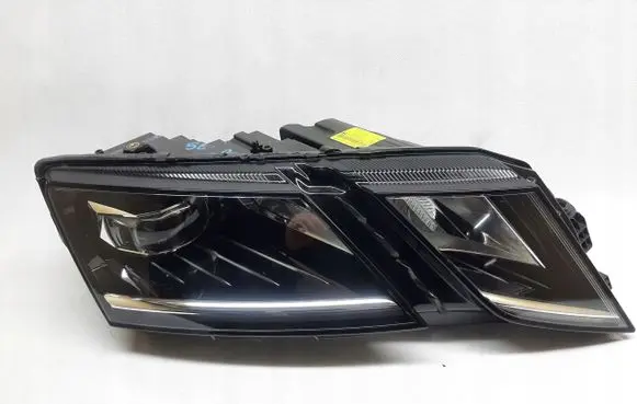 Skoda Octavia Mk3 (5E) Headlight/headlamp