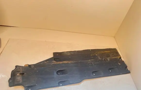 Chrysler Pacifica Side bottom protection 68227439