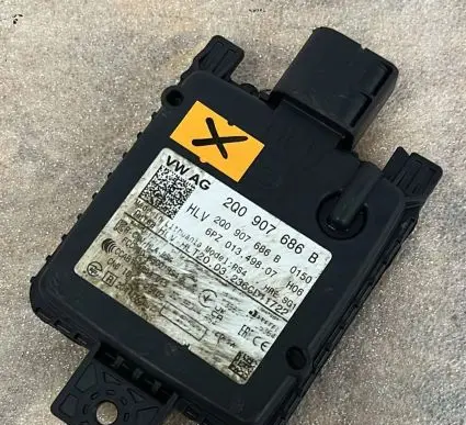 Volkswagen PASSAT B8 Distronic sensor radar 2Q0907686B