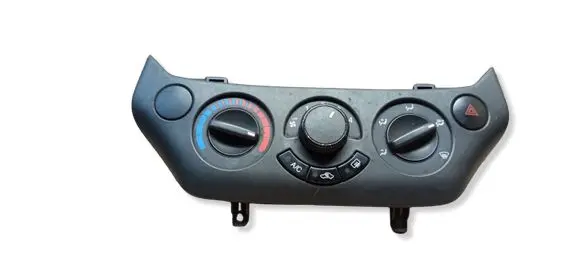 Chevrolet Aveo Climate control unit 8B27