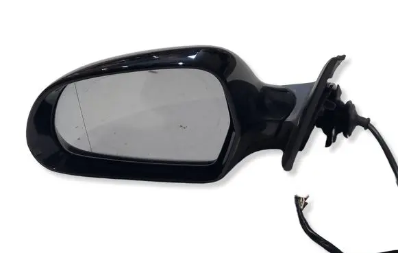 Audi Q3 8U Front door electric wing mirror 