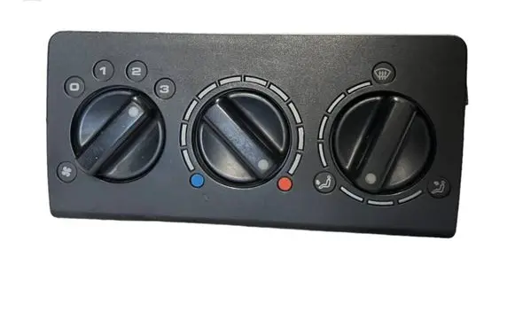 Volkswagen Polo II 86C 2F Climate control unit 867819045A