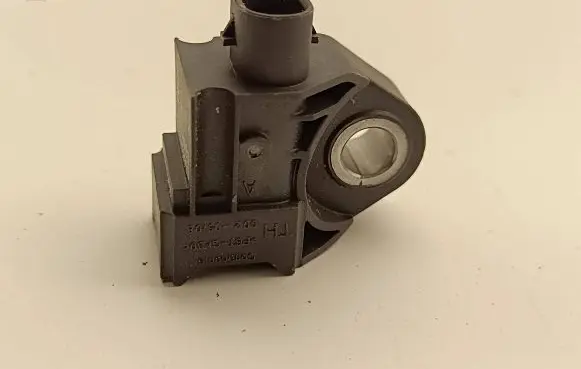 Chrysler Pacifica Airbag deployment crash/impact sensor 68483900AA 21012247064