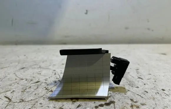 Volvo XC40 Dashboard glove box trim 32277154 M981M