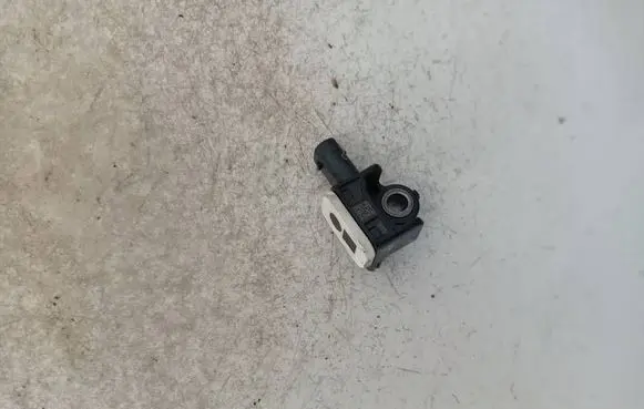 BMW 3 F30 F35 F31 Airbag deployment crash/impact sensor 9234989 140121200